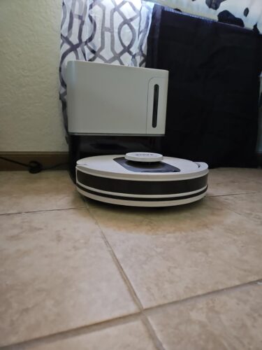 Shark AI Ultra Robot Vacuum – Self-Emptying, Smart Mapping, Matrix Clean, 60-Day XL Base, Pet Hair Pickup, Voice/App Control, LiDAR Navigation for Carpet & Hard Floors photo review