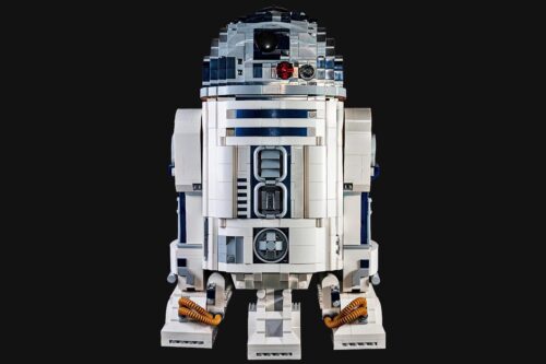 LEGO Star Wars R2-D2 75308 Droid Building Set for Adults, Collectible 3D Display Model with Info Plaque and Hidden Lightsaber, 2314 Pieces photo review