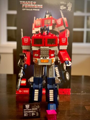 LEGO Icons Optimus Prime Transformers Set 10302 – 2-in-1 Robot and Truck Collectible Model Kit for Adults with Weapons & Accessories – Build & Display Autobot Leader – 1,508 Pieces photo review