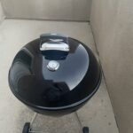 Weber Original Kettle Premium Charcoal Grill – 22-Inch Black BBQ with Hinged Cooking Grate, One-Touch Cleaning System, Heat Retention Lid, and Built-In Thermometer photo review