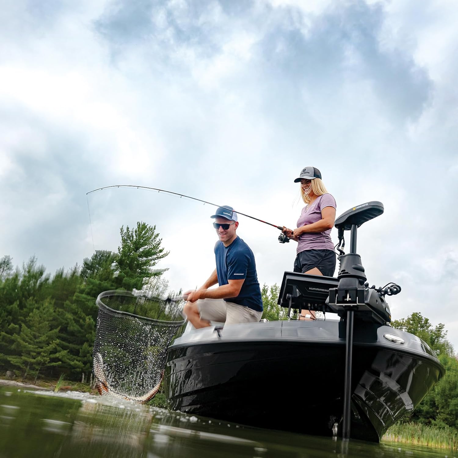 Minn Kota 1358975 Ulterra 80 lb Thrust Bow-Mount Trolling Motor with Dual Spectrum CHIRP Sonar, Wireless Remote, 45″ Shaft, Freshwater - Image 9