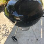 Weber Original Kettle Premium Charcoal Grill – 22-Inch Black BBQ with Hinged Cooking Grate, One-Touch Cleaning System, Heat Retention Lid, and Built-In Thermometer photo review