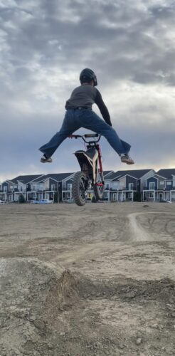 Soleil 01 2000 W Electric Dirt Bike – 14″ / 12″ Fat-Tyre, 48 V 21 Ah Battery, 37 mph / 60 km h⁻¹, Dual Suspension photo review