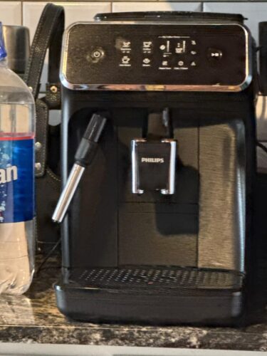 Philips Series 2200 Fully Automatic Espresso Machine with Milk Frother – EP2220/10, Ceramic Grinder, Matt Black photo review