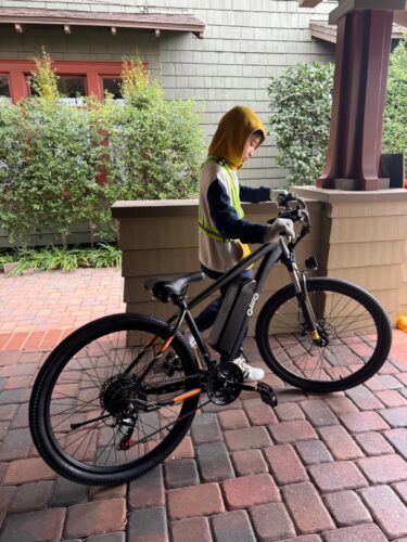 Racer Electric Bike for Adults - 21-Speed Mountain Lightweight Ebike with Peak 750W 22MPH Brushless Motor, 375Wh Removable Battery, 26X2.1 Tire Step Over E-MTB, Up to 40 Miles photo review