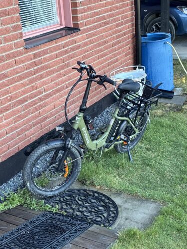 ENGWE L20 SE 20″ Folding Fat-Tyre E-Bike – 250 W motor, 36 V 15.6 Ah battery (140 km range), 25 km h⁻¹ top-speed photo review